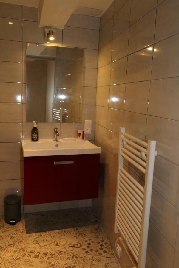 Ferienwohnung La Bignone LʼIsle-sur-la-Sorgue Exterior foto